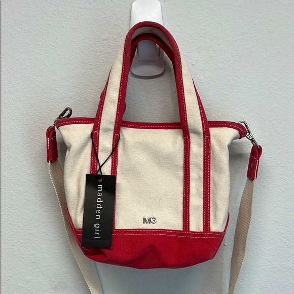 Madden Girl Cherry Tote Bag 🍒w/ Matching Wrsitlet - Picture 3 of 13